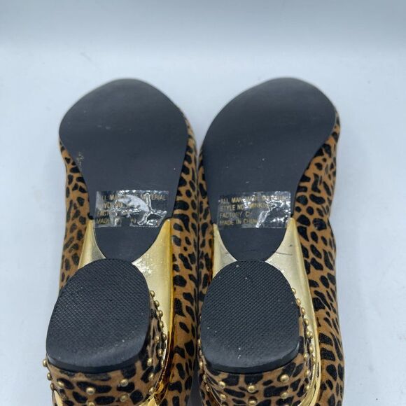 Vintage Wild Rose Animal Print Block Heel Pumps - Picture 9 of 10